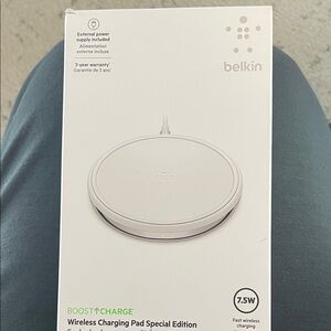 Belkin BoostCharge Wireless Pad in White